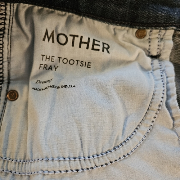 Mother The Tootsie Fray in Dreamy Size 28 Distressed Cropped Jeans - Picture 7 of 10
